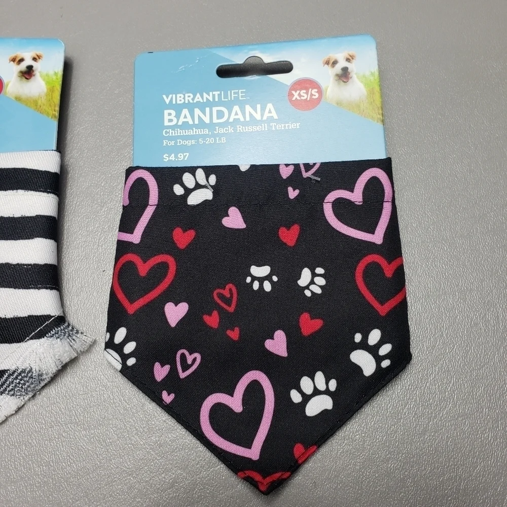 New vibrant life dog hearts bandana bundle of 2 size XS/S 5-20 lbs
